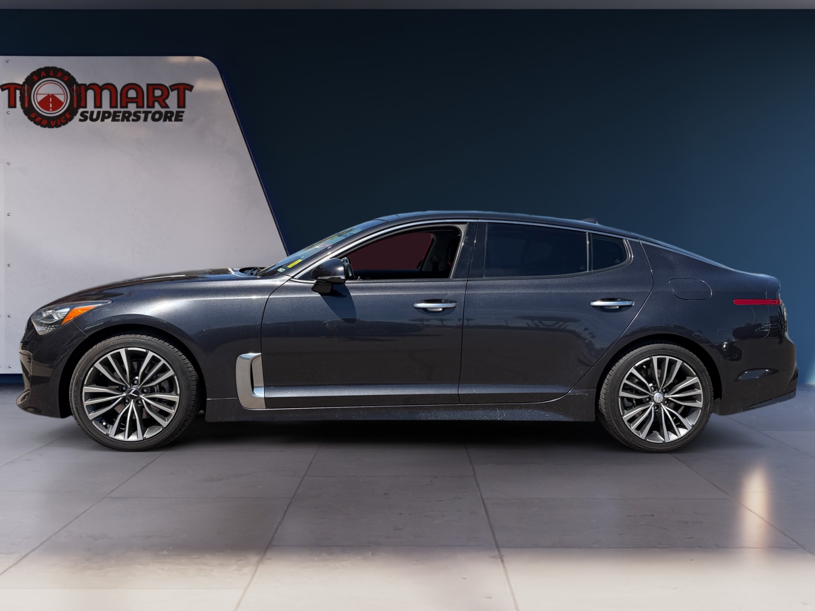 View vehicle photo 2