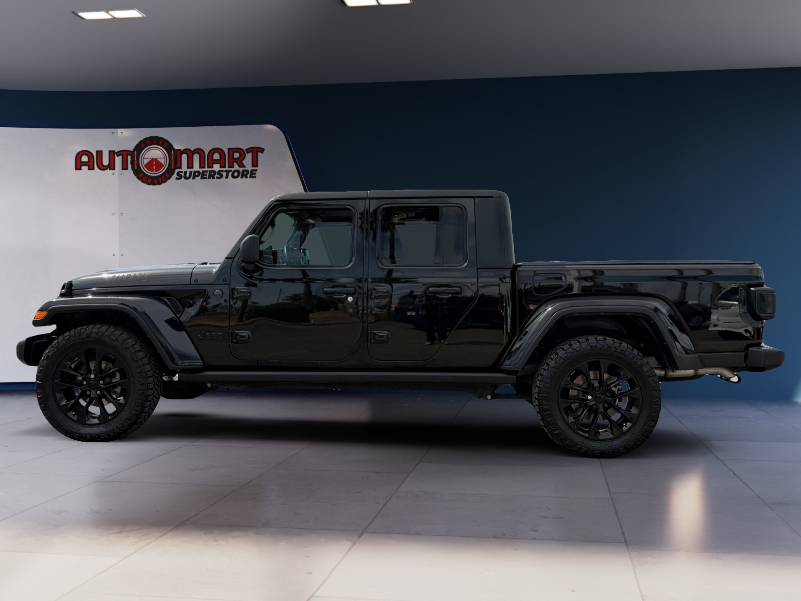 View vehicle photo 2