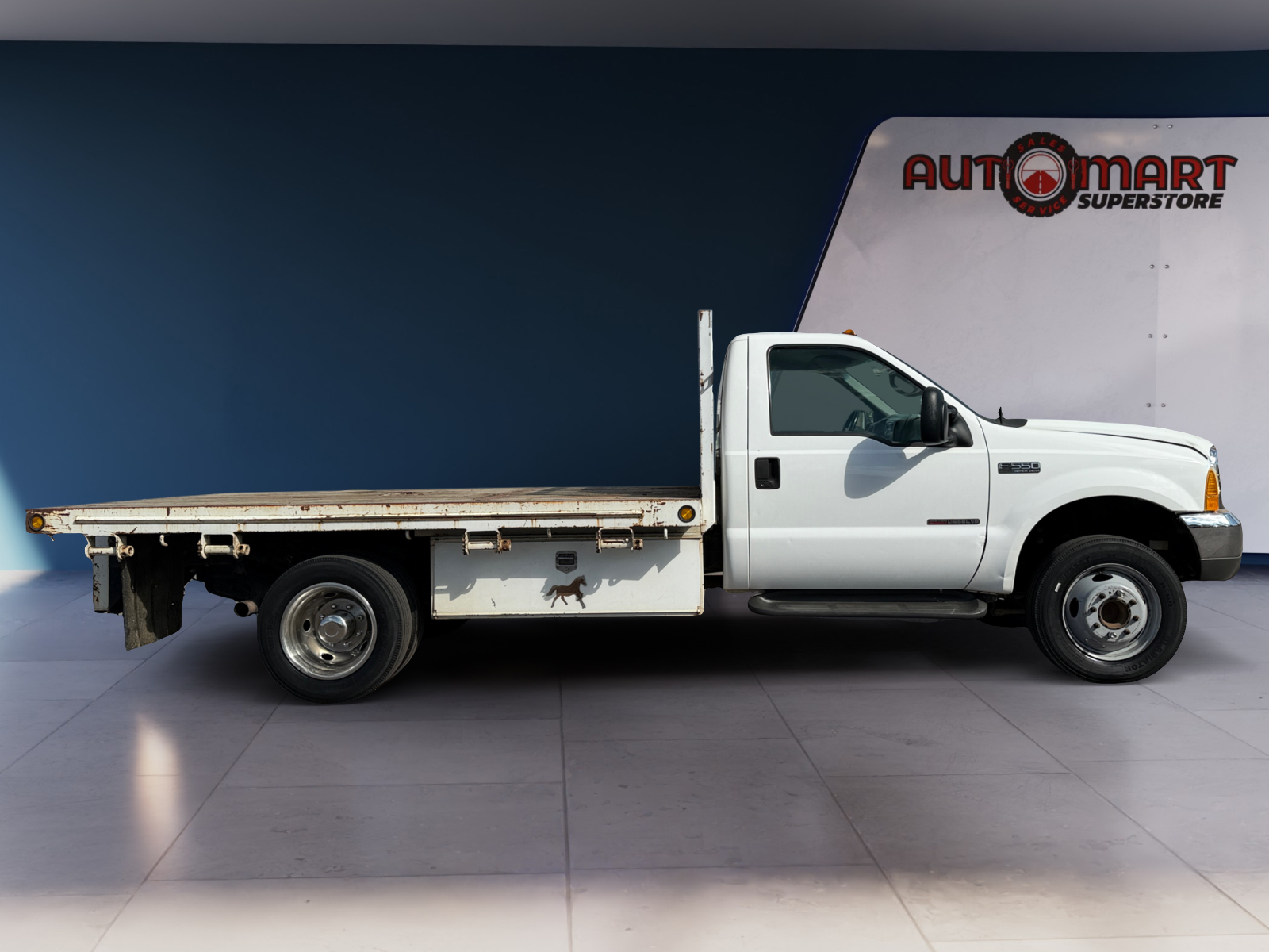Ford F-550 photo 6