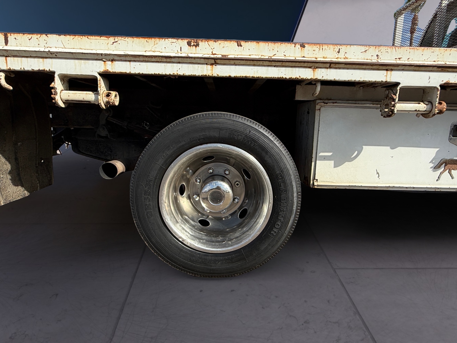 Ford F-550 photo 14