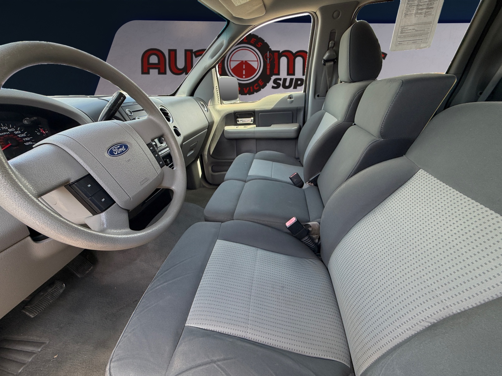 Ford F-150 photo 10