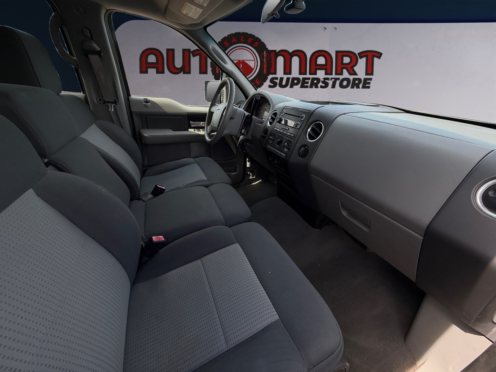 Ford F-150 photo 16