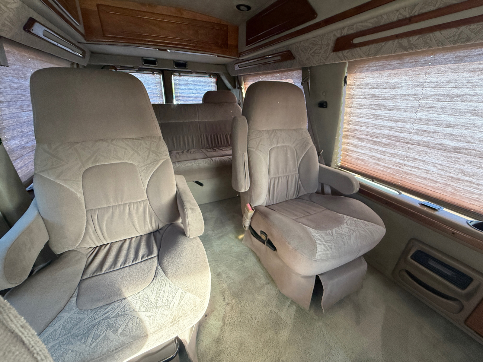 Dodge Ram Van photo 13