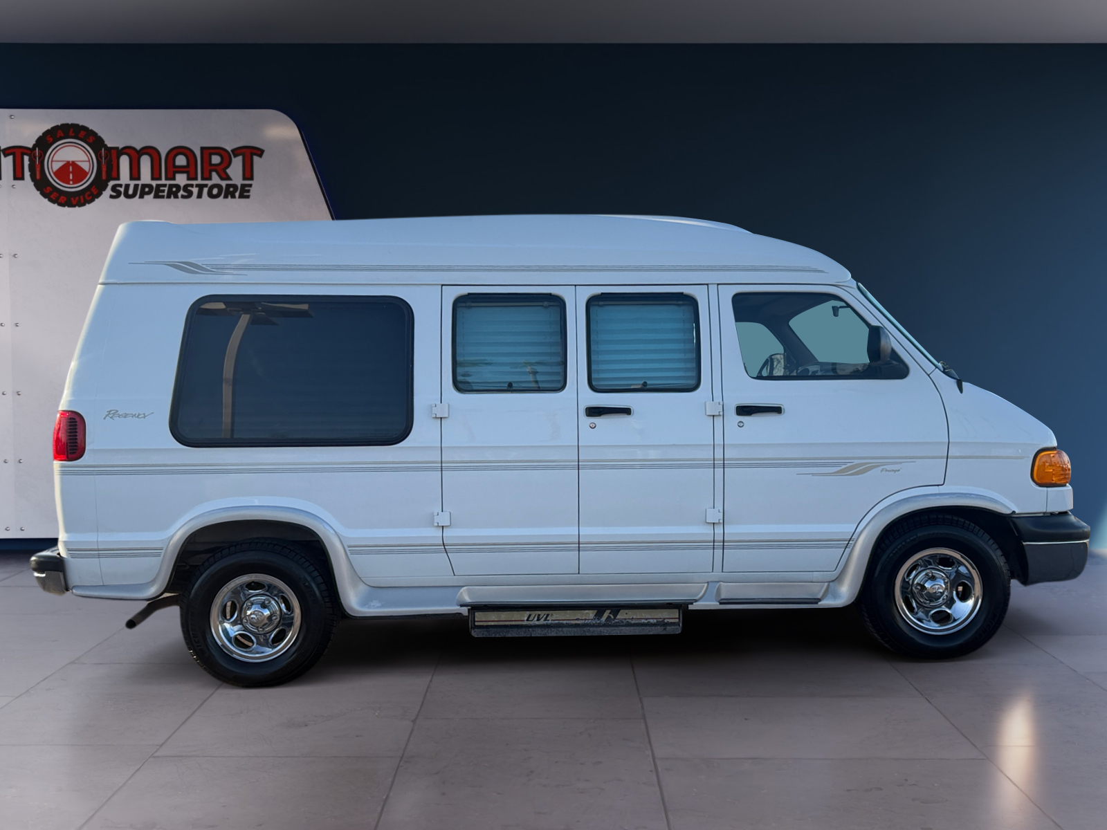 Dodge Ram Van photo 6