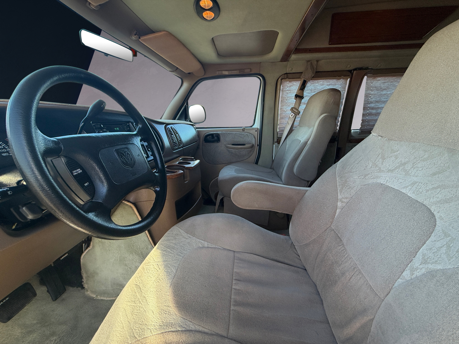 Dodge Ram Van photo 9