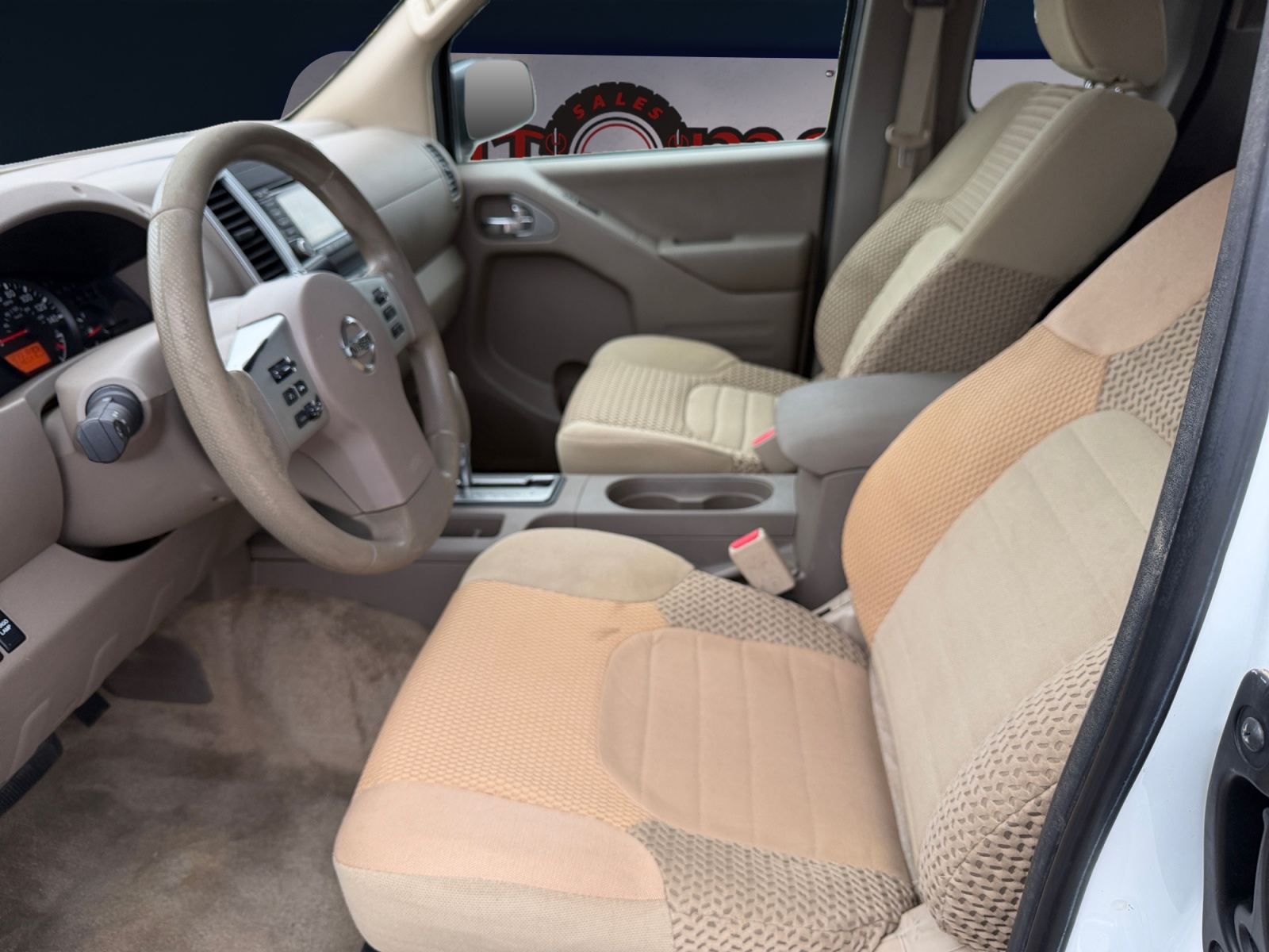 Nissan Frontier photo 10