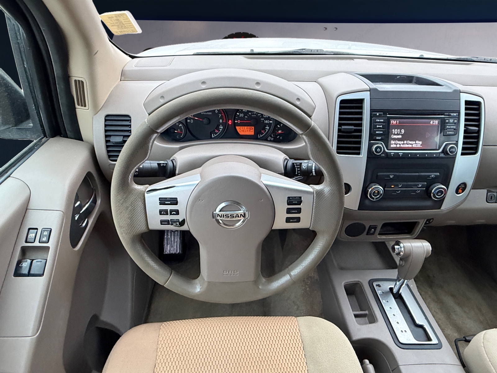 Nissan Frontier photo 13
