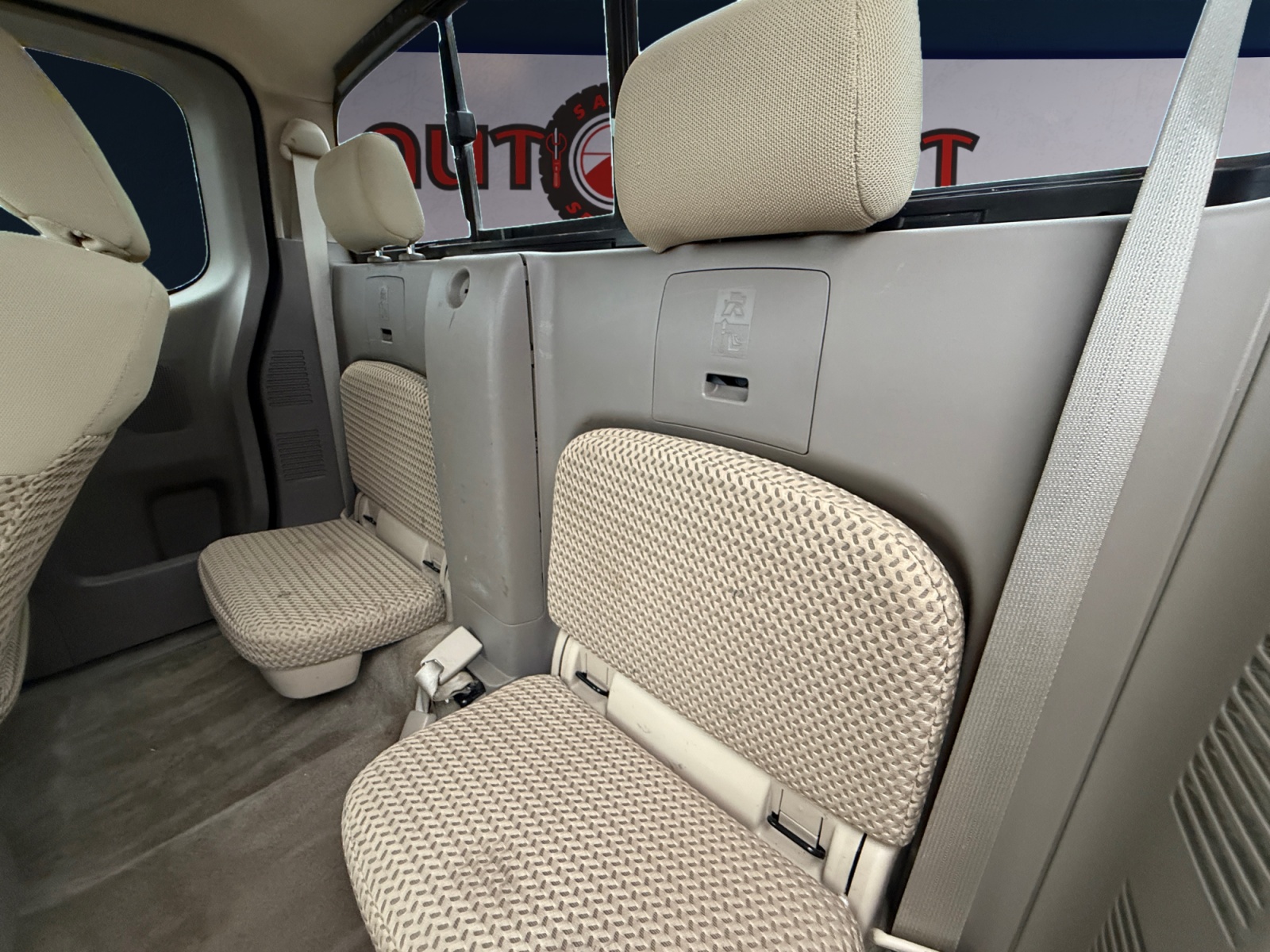 Nissan Frontier photo 14