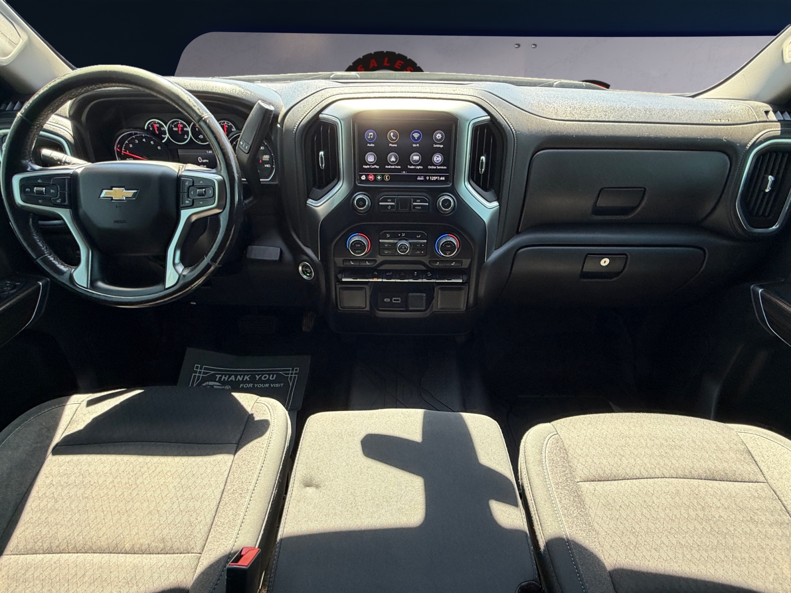 Chevrolet Silverado photo 11