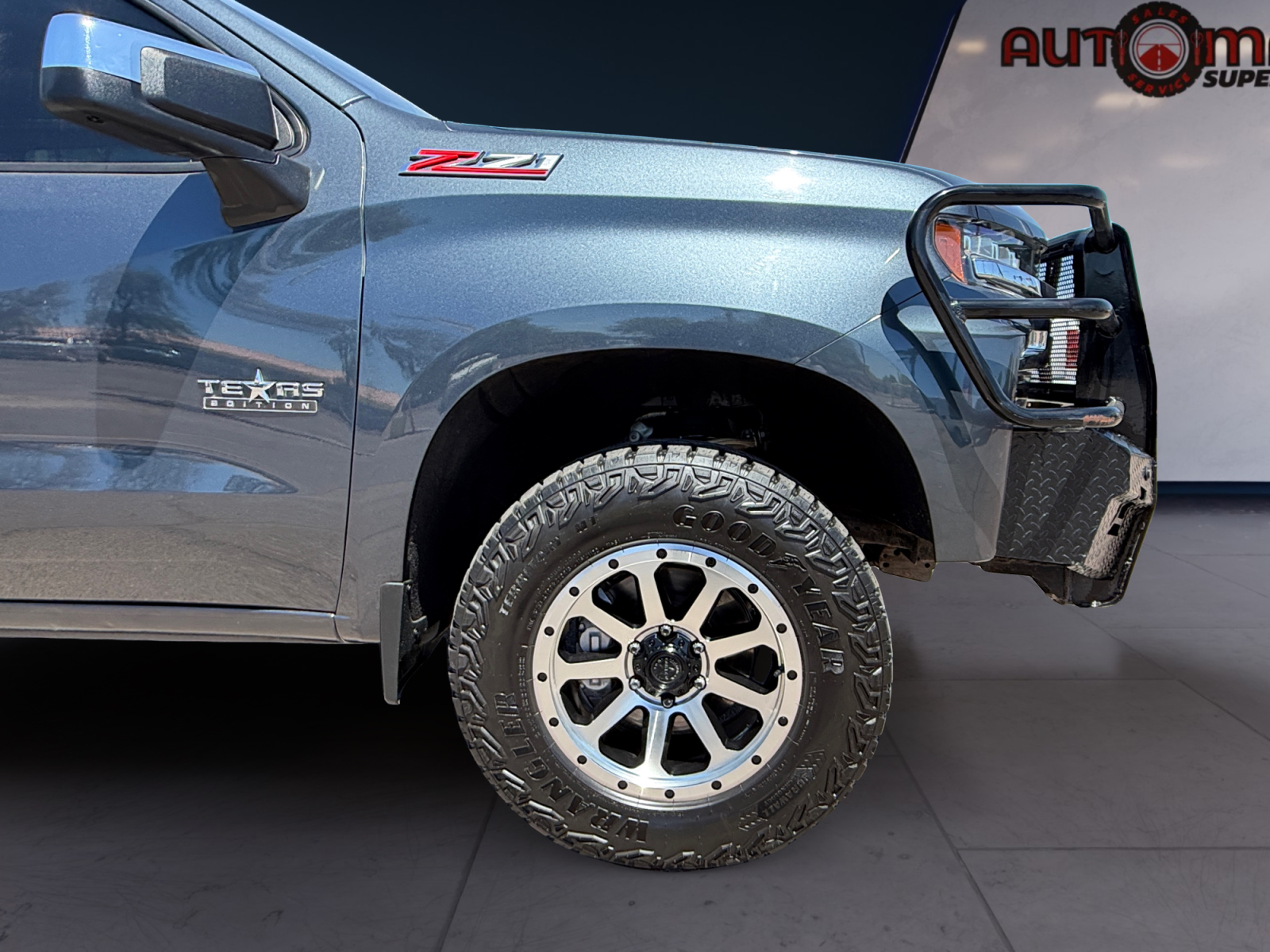 Chevrolet Silverado photo 15