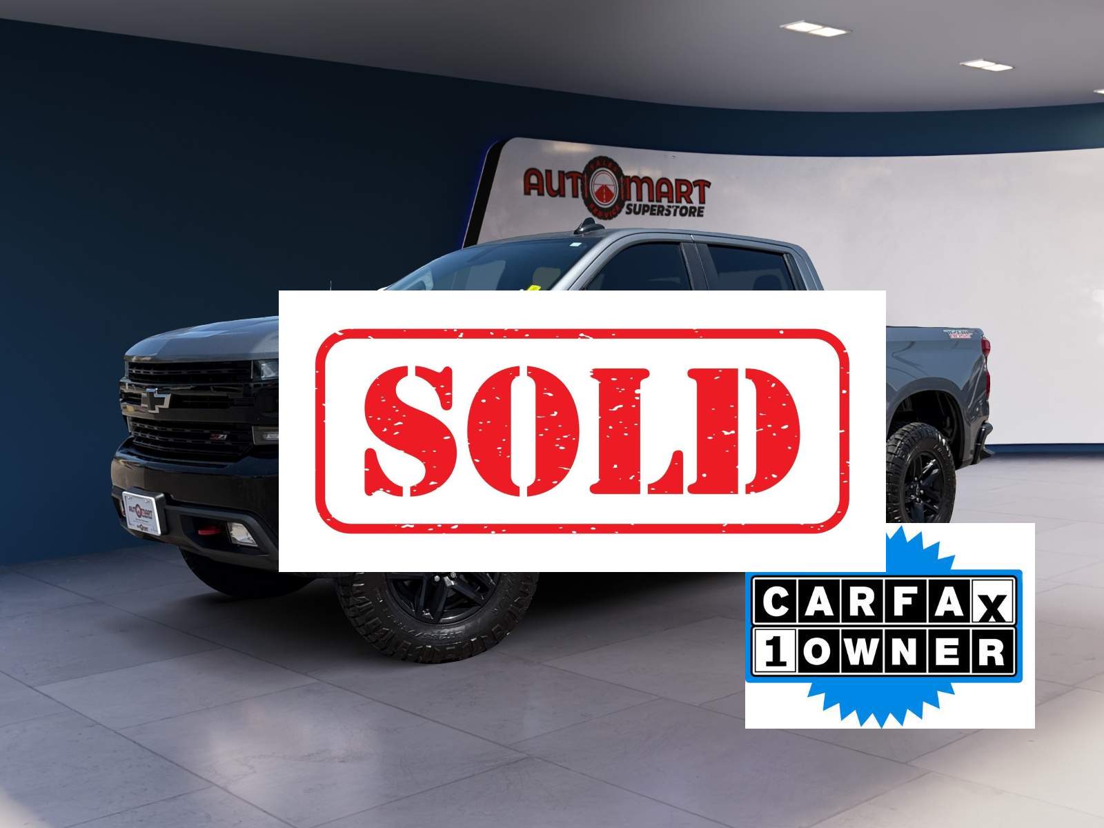 Chevrolet Silverado photo 2
