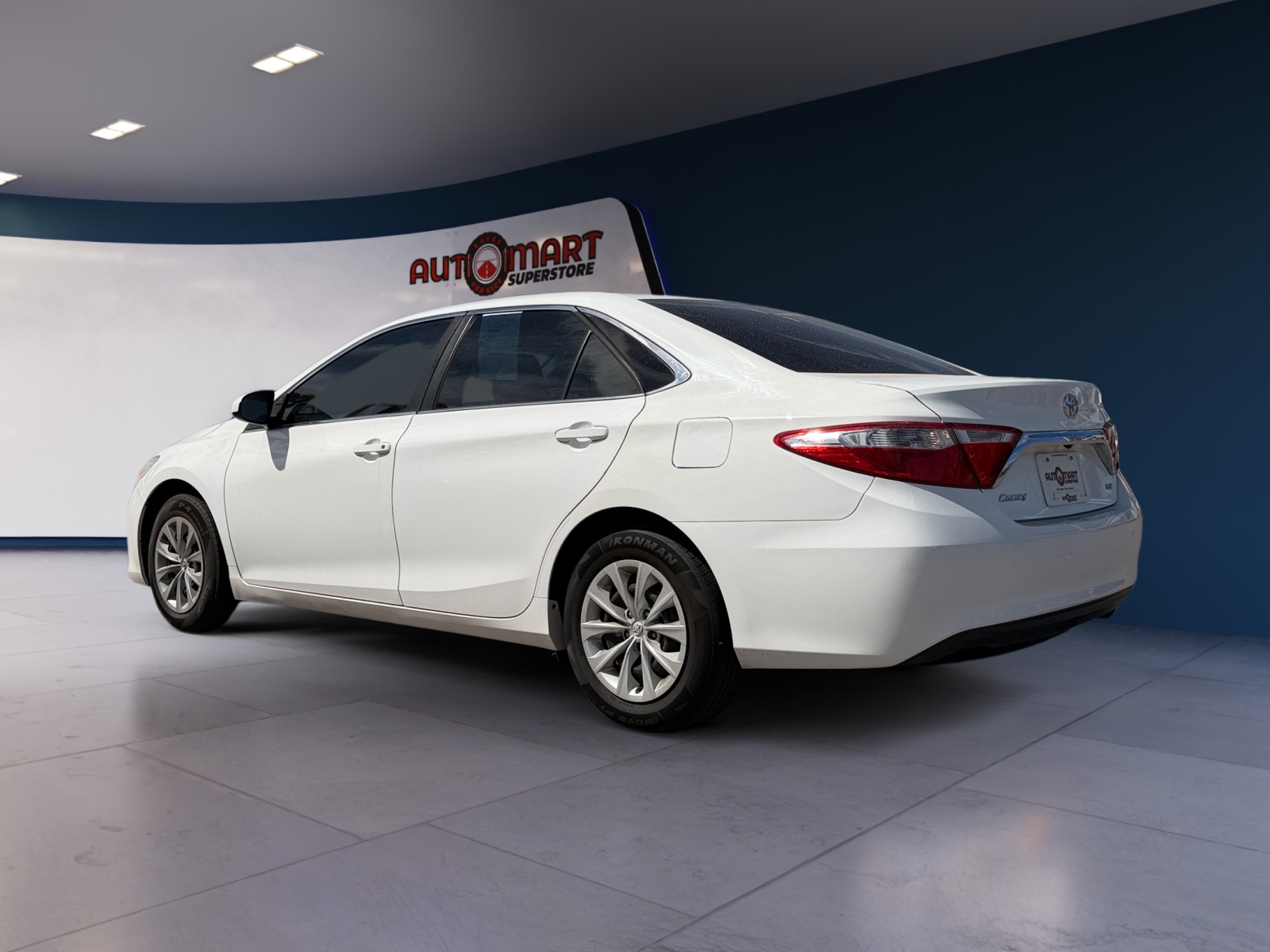 Toyota Camry photo 4