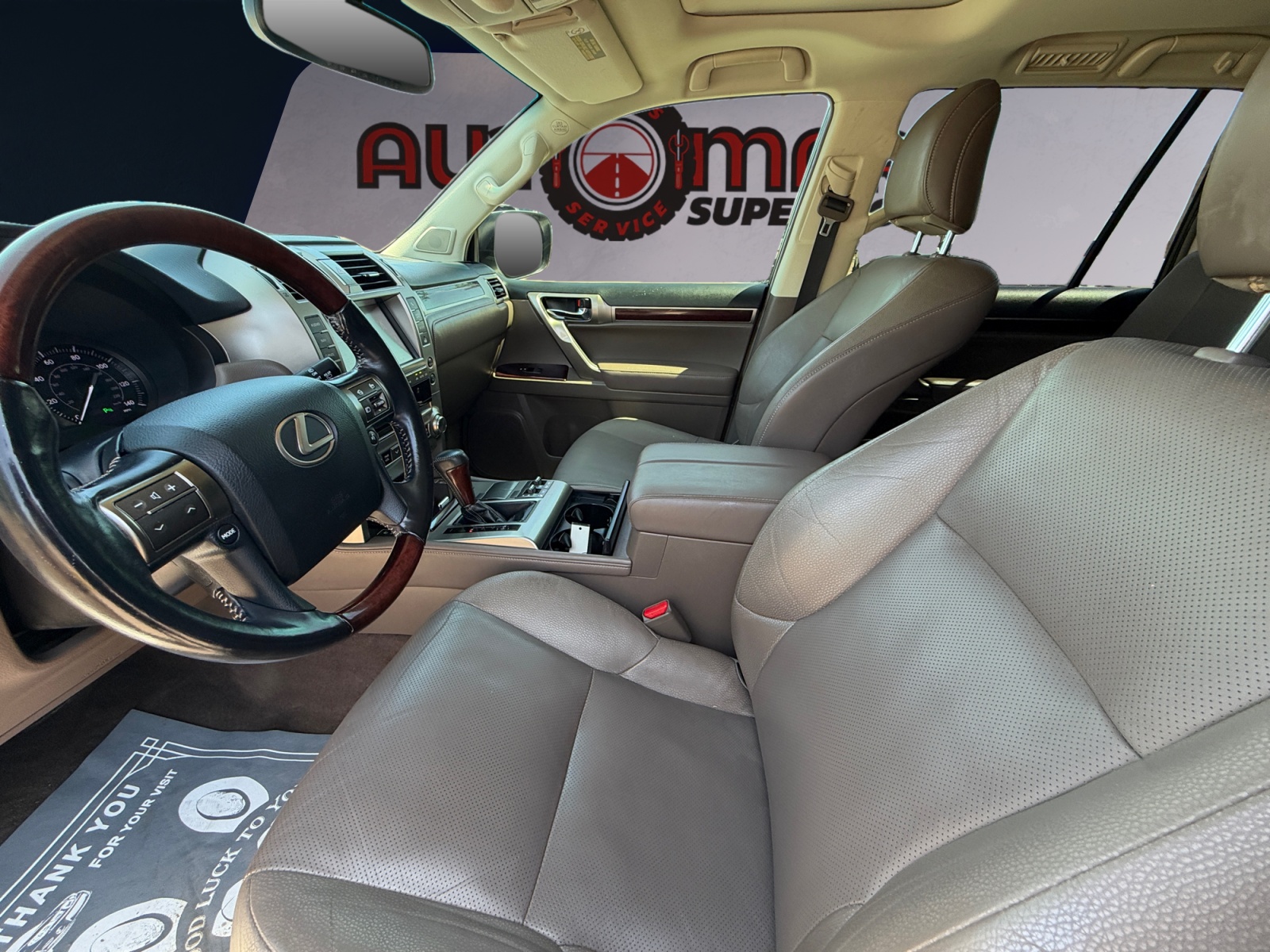 Lexus GX photo 10