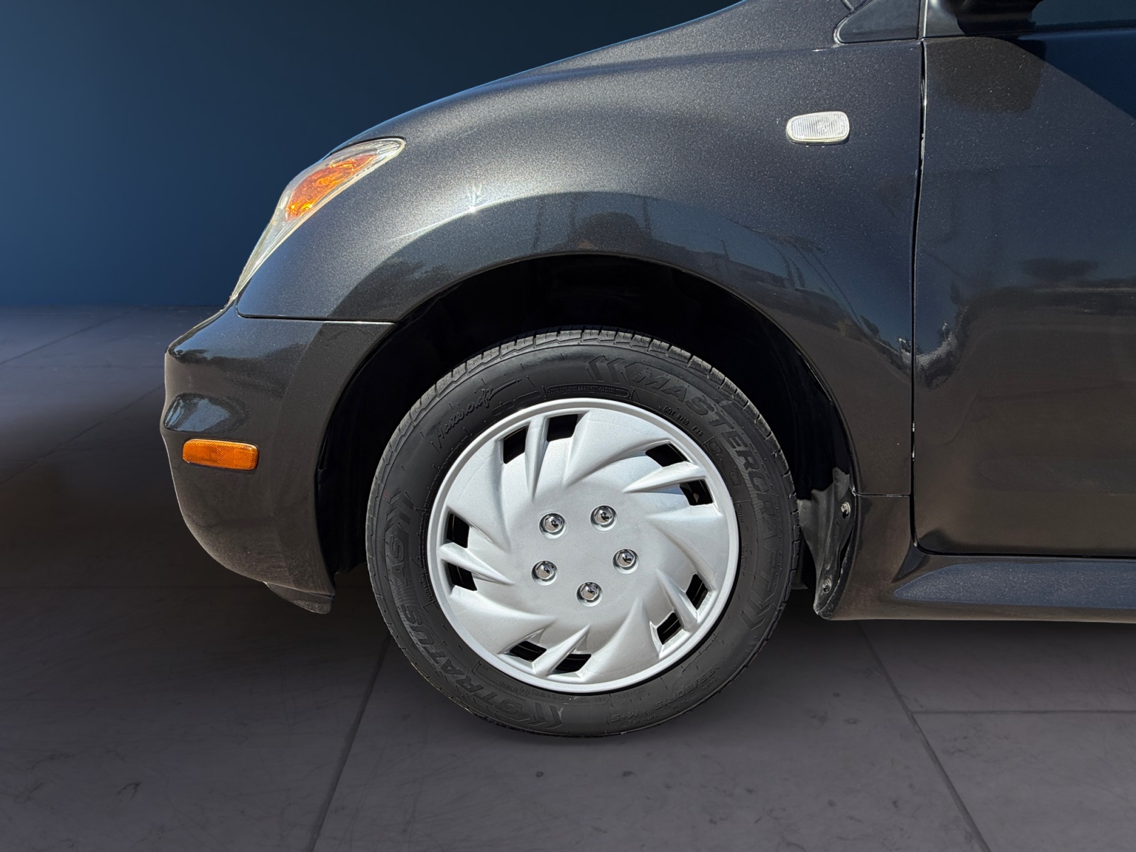 Scion xA photo 7