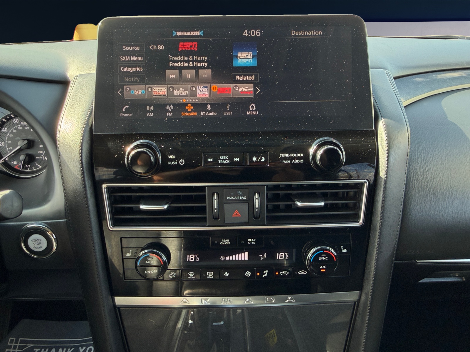 Nissan Armada photo 12
