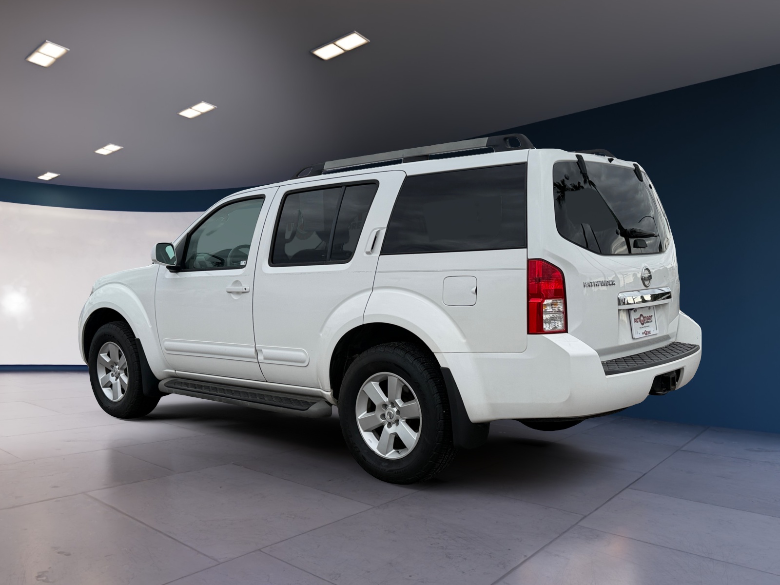 Nissan Pathfinder photo 4