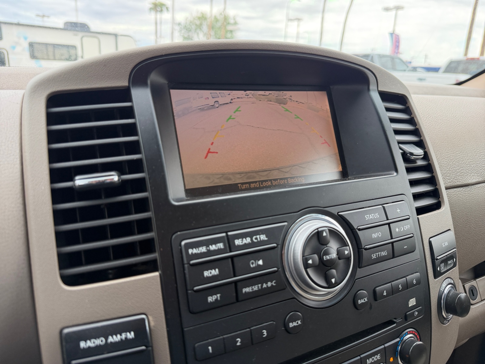 Nissan Pathfinder photo 18
