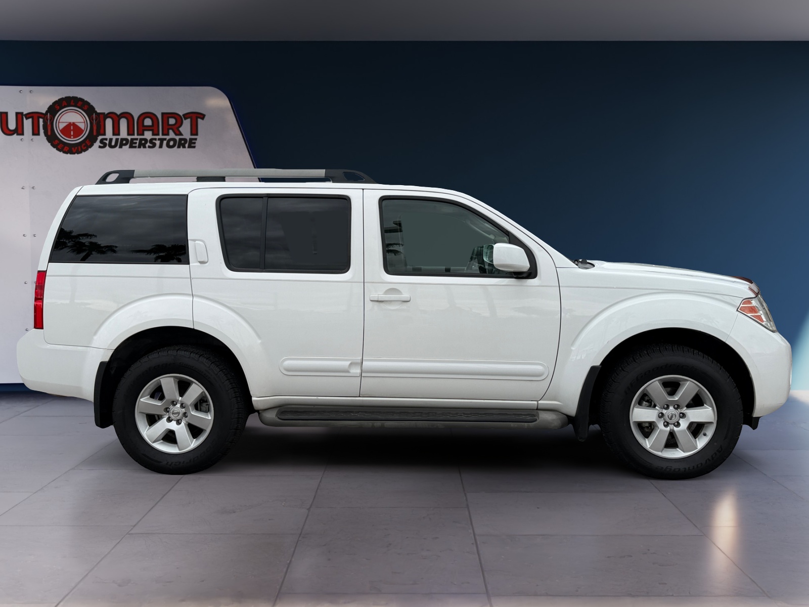 Nissan Pathfinder photo 7