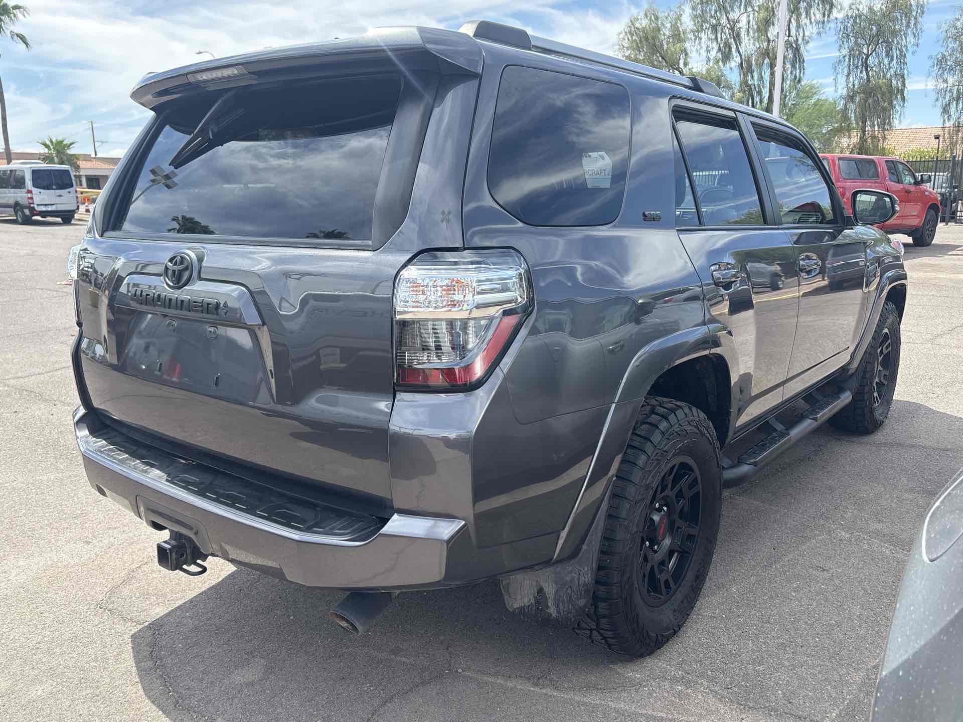 Toyota 4Runner photo 5