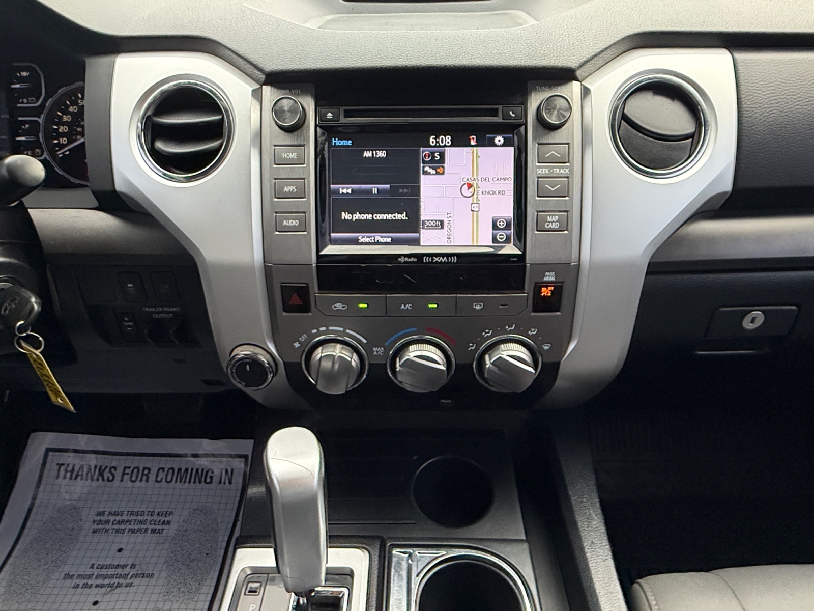 Toyota Tundra photo 11