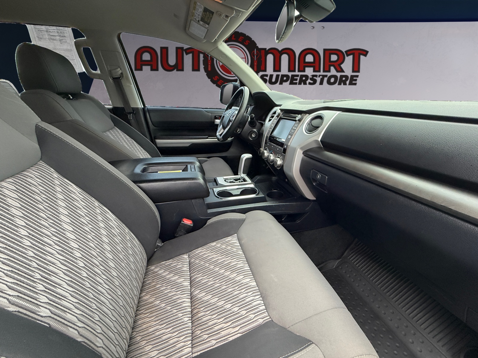 Toyota Tundra photo 15