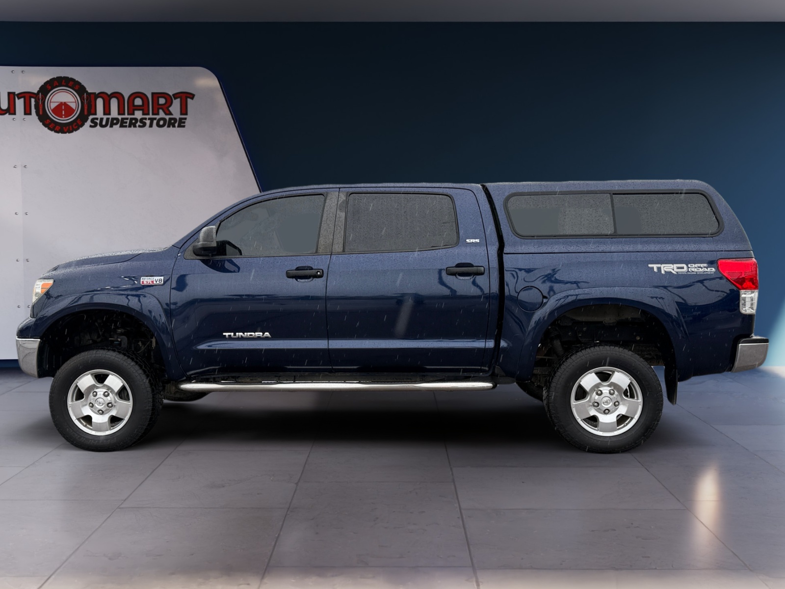 Toyota Tundra photo 2