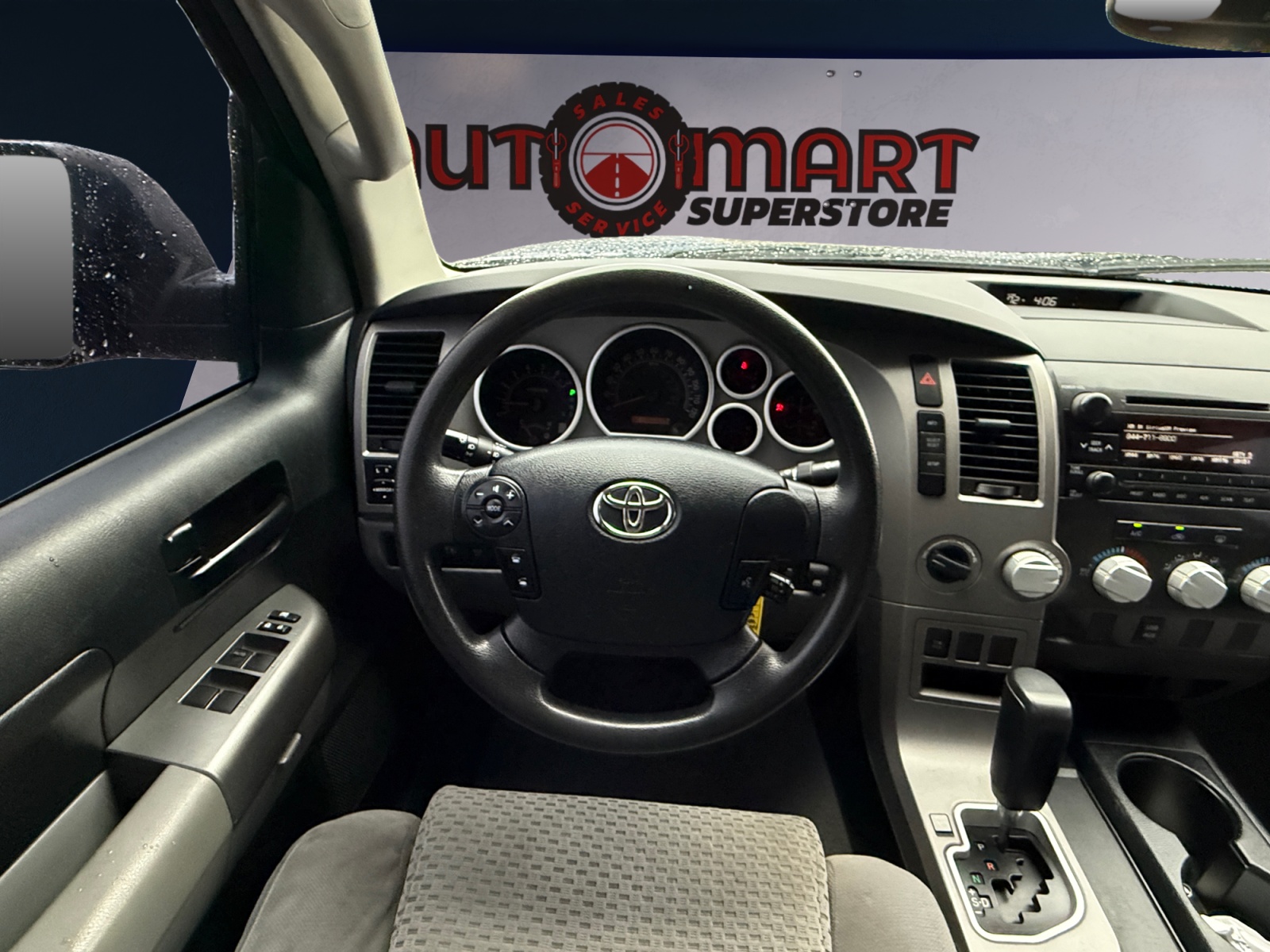 Toyota Tundra photo 12