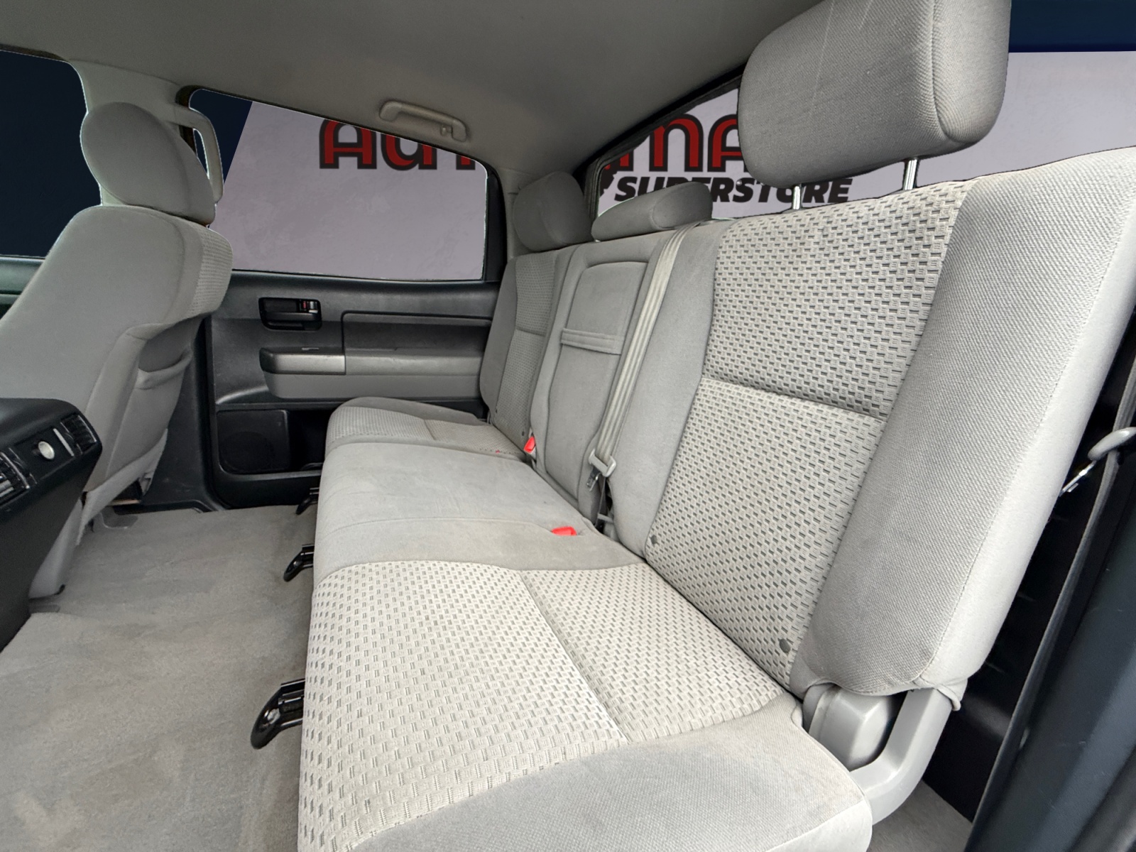 Toyota Tundra photo 13