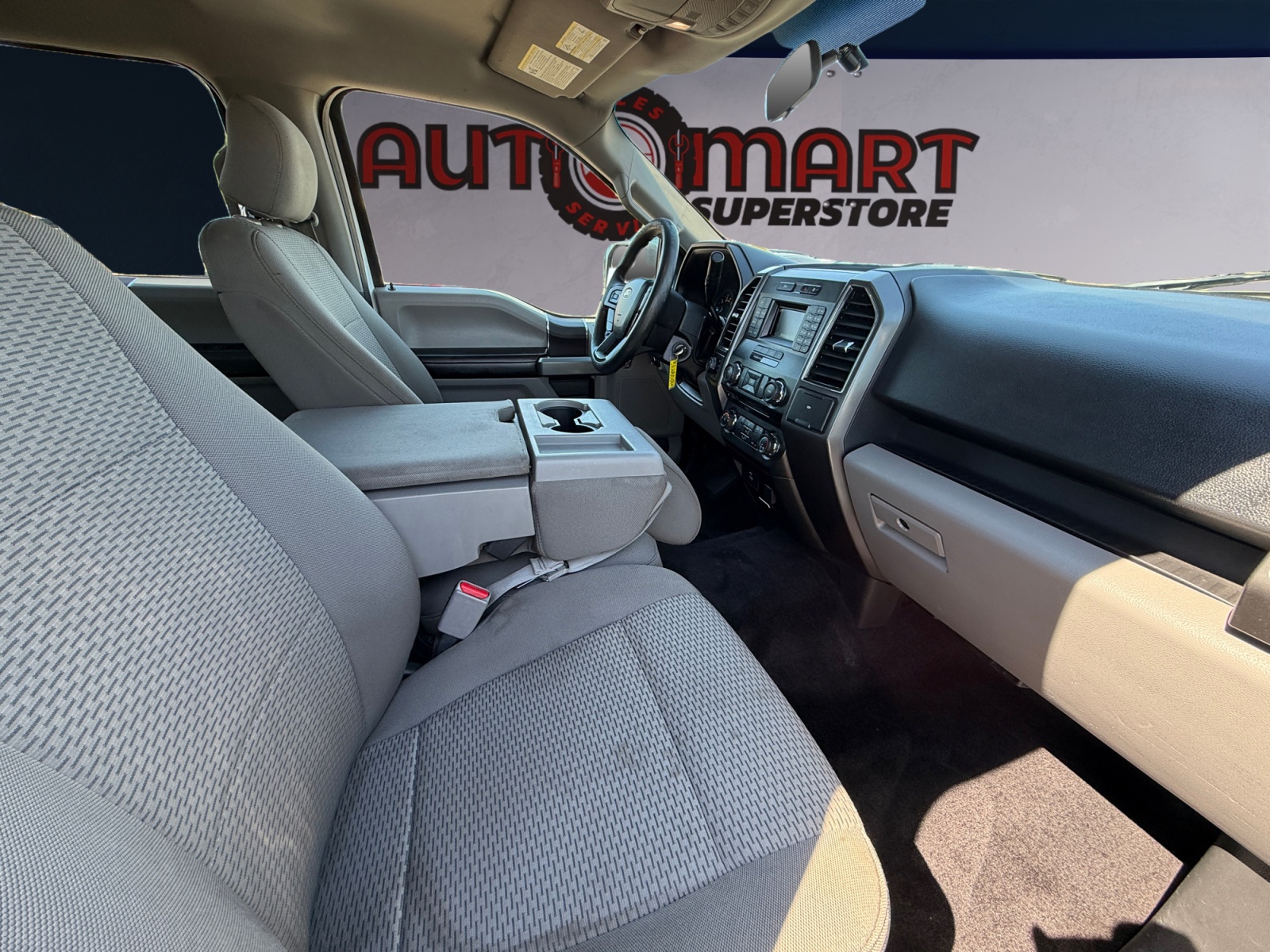 Ford F-150 photo 16