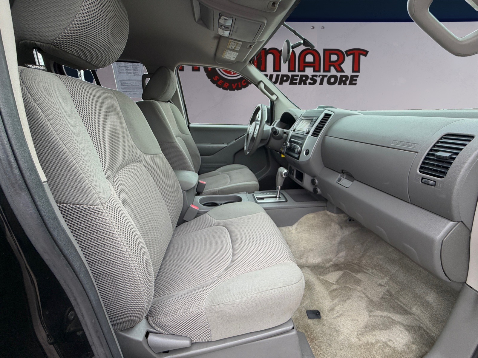 Nissan Frontier photo 16