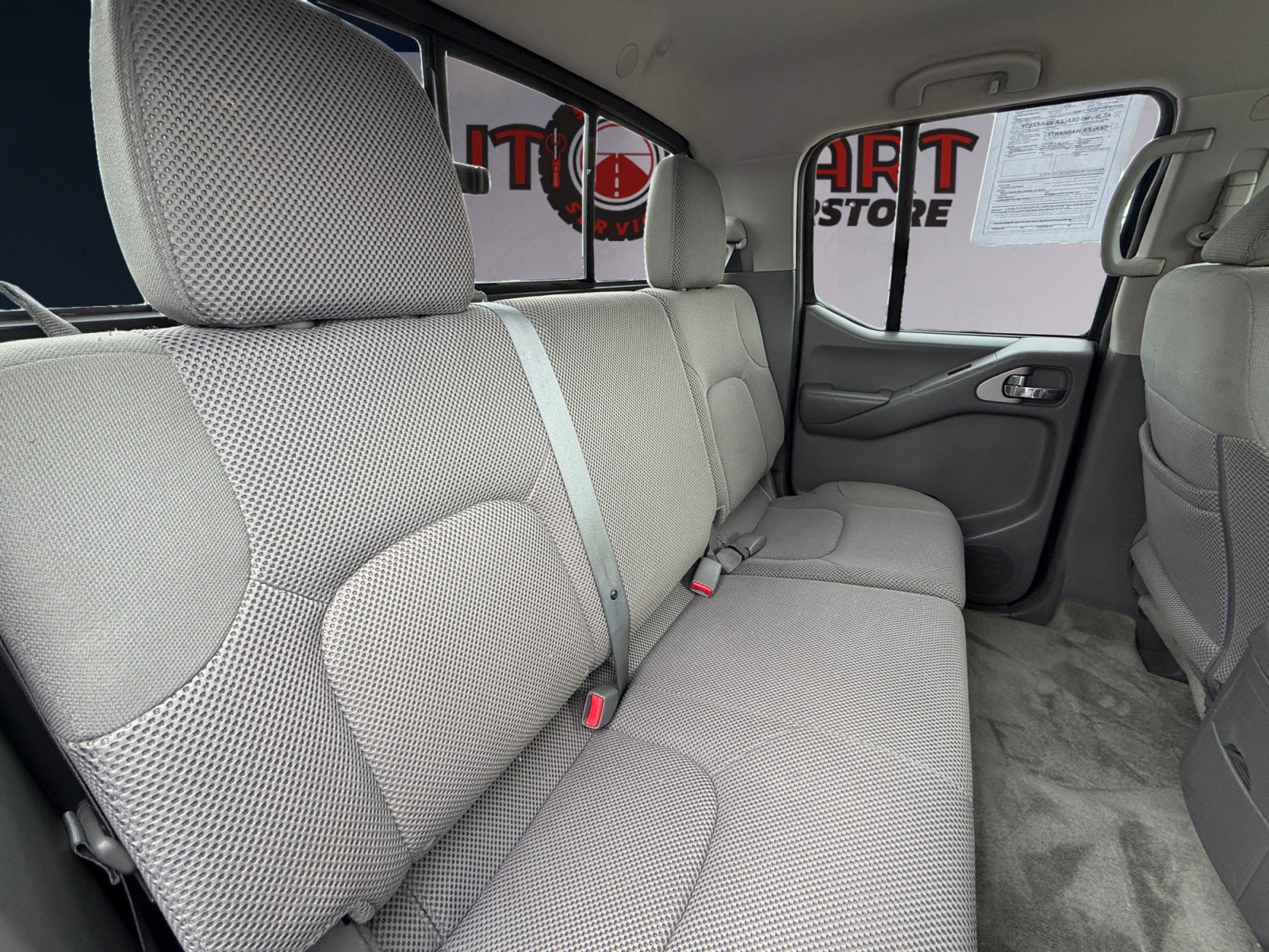 Nissan Frontier photo 14