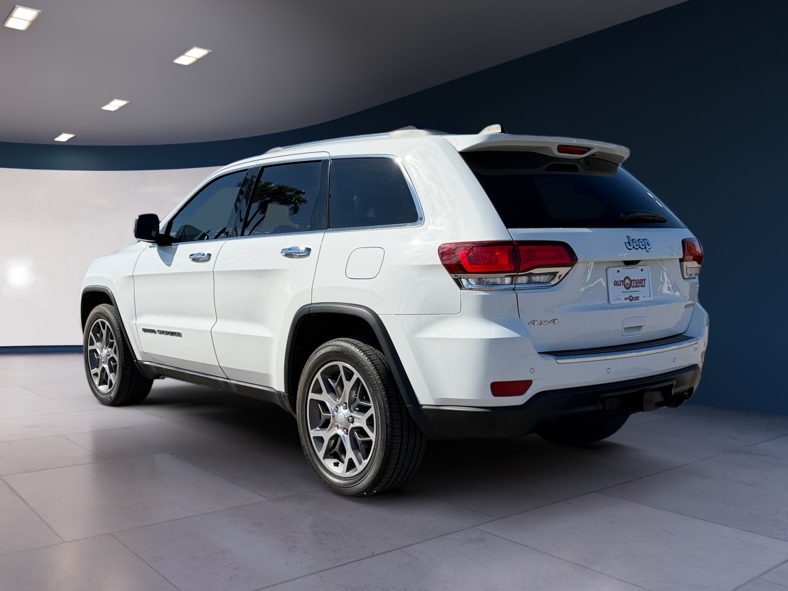 Jeep Grand Cherokee photo 4