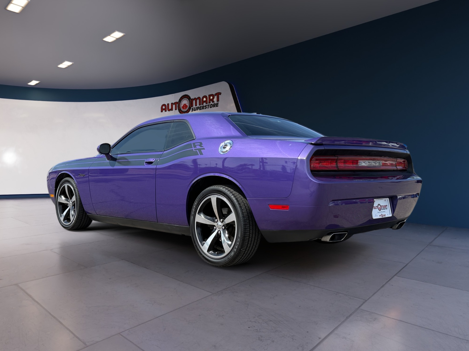 Dodge Challenger photo 4