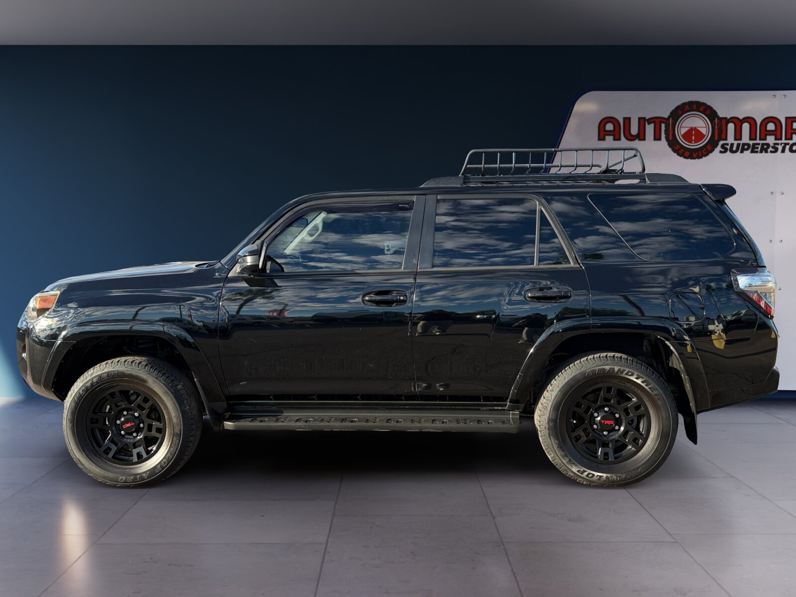 Toyota 4Runner photo 3