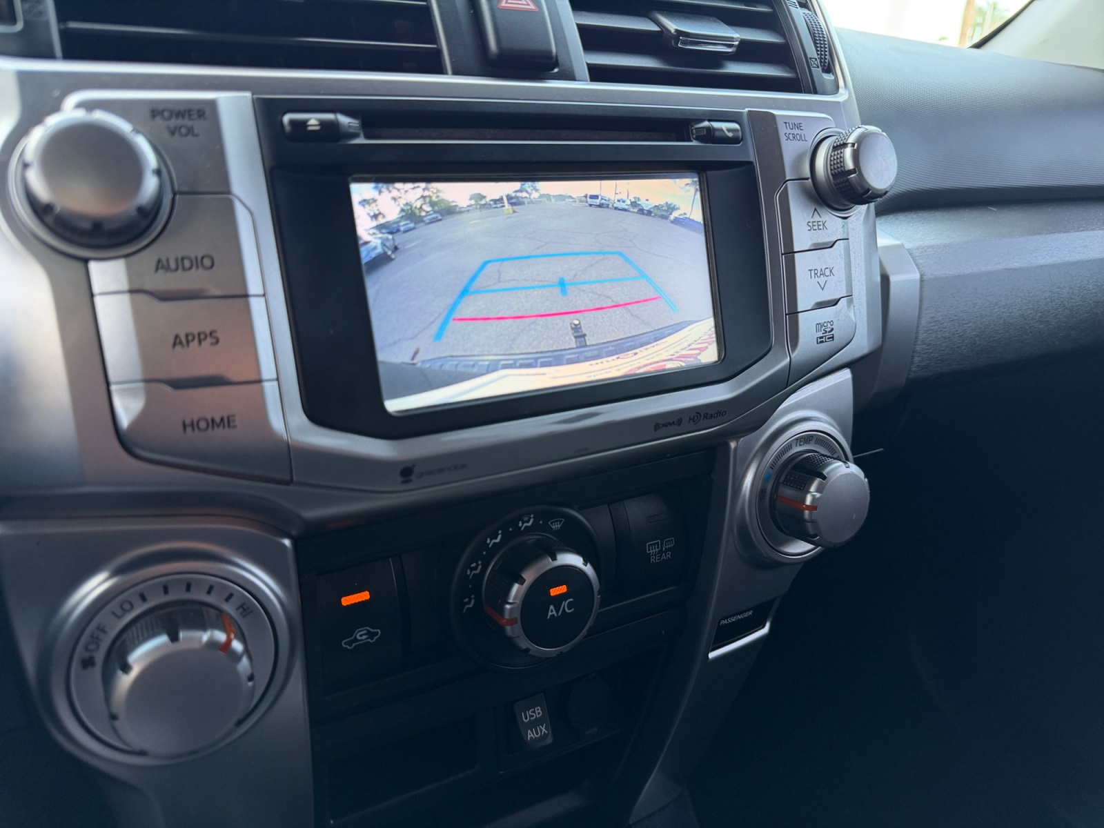Toyota 4Runner photo 17
