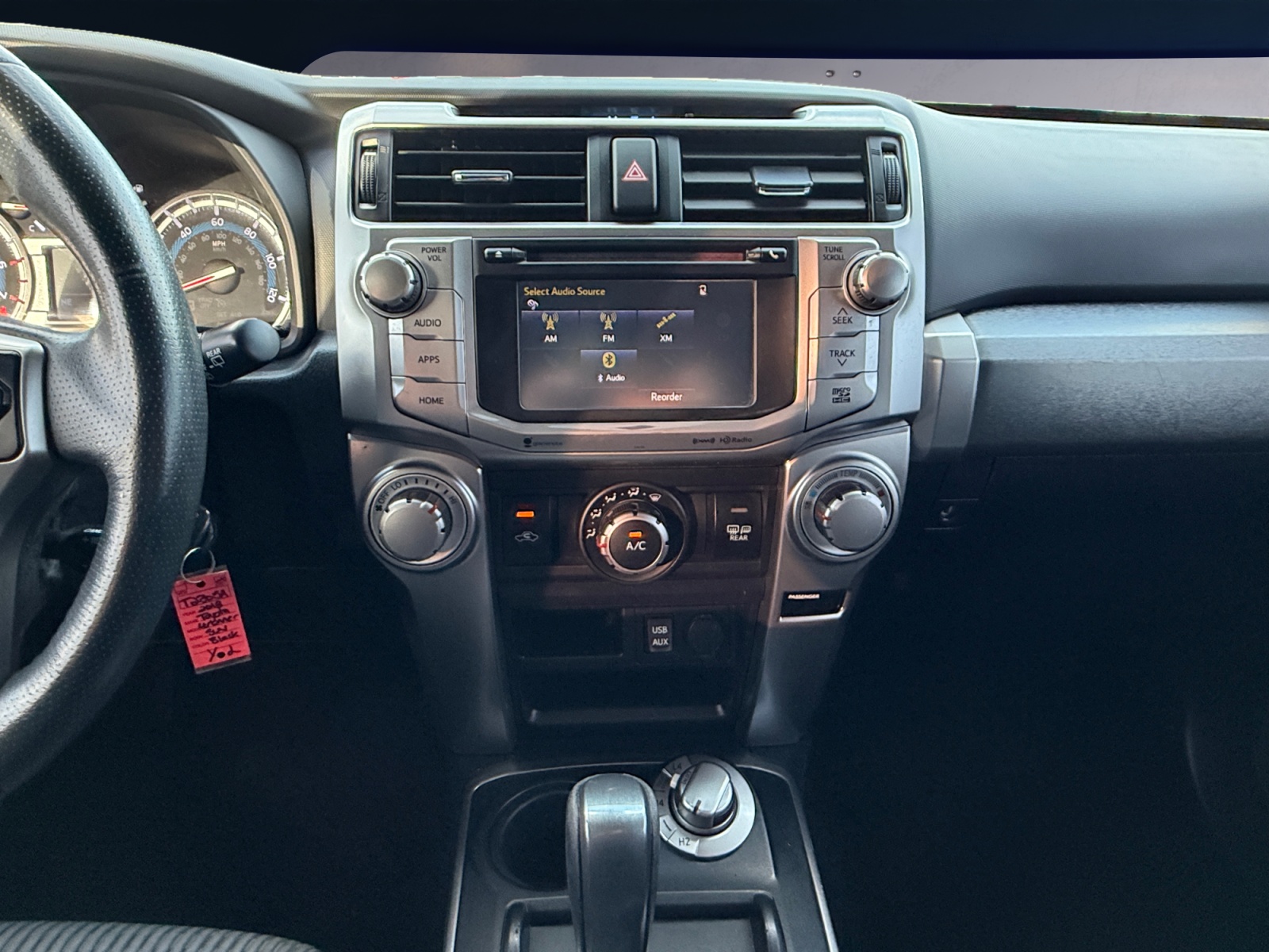 Toyota 4Runner photo 12