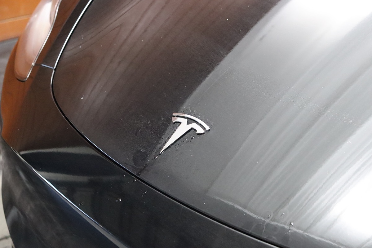 2022 Tesla Model Y Long Range photo 4