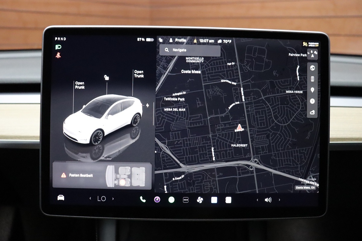 2022 Tesla Model Y Long Range photo 23