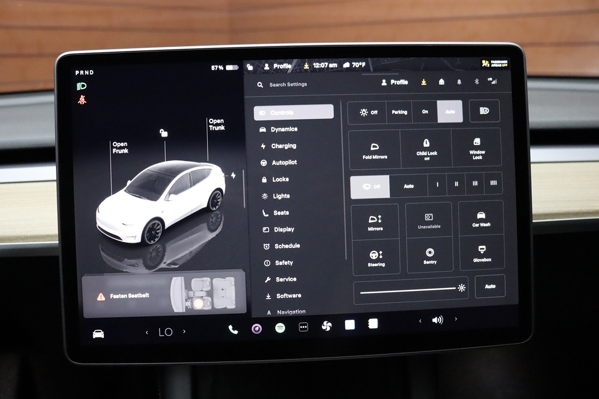 2022 Tesla Model Y Long Range photo 24