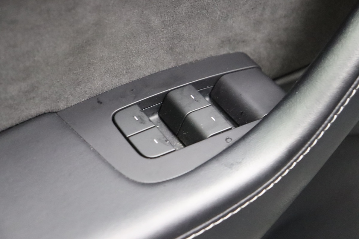 2022 Tesla Model Y Long Range photo 29