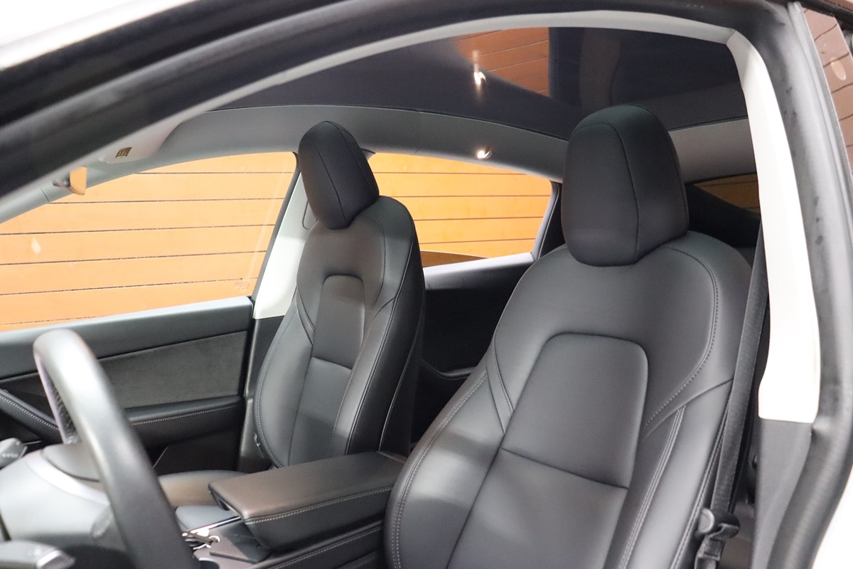 2022 Tesla Model Y Long Range photo 34