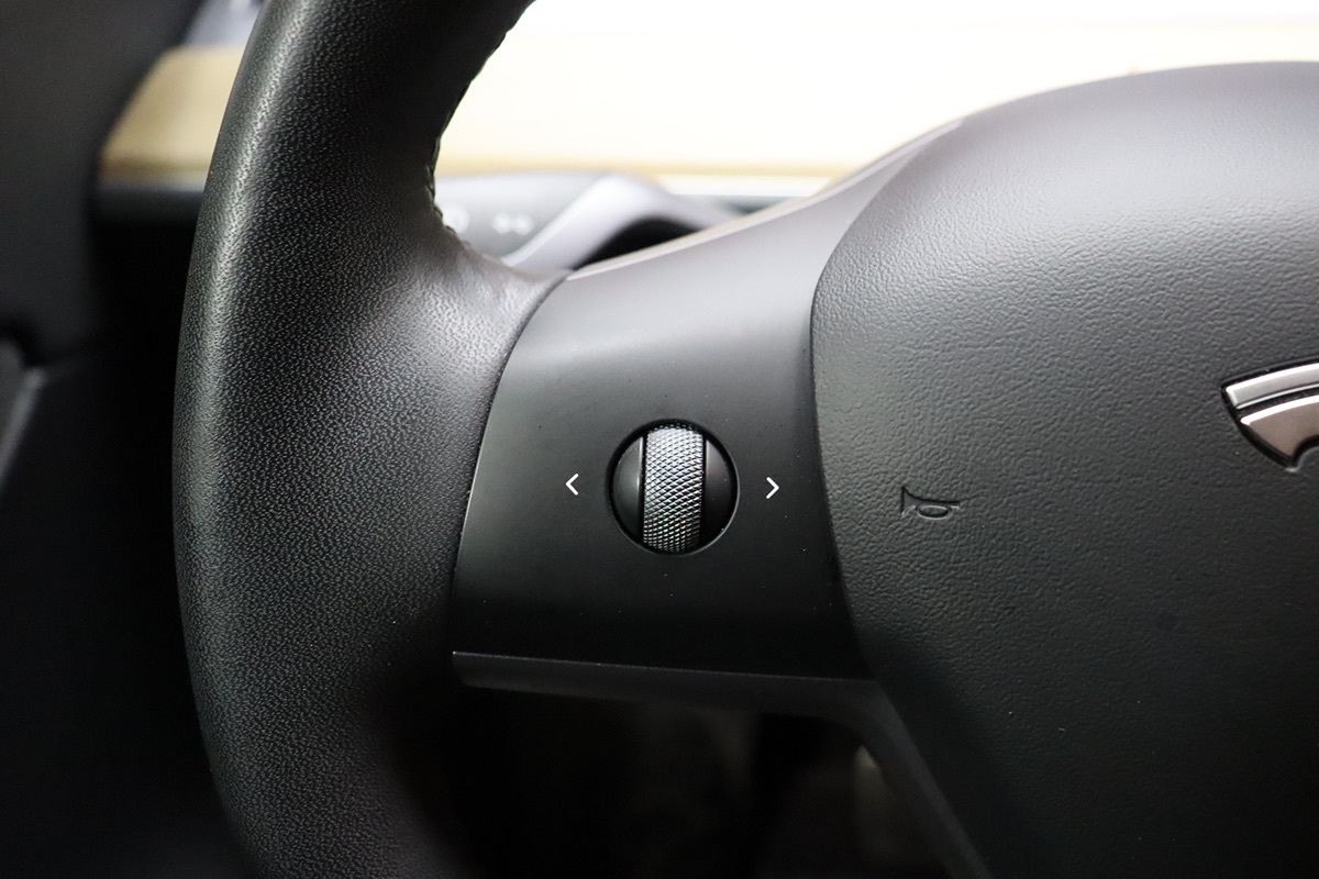 2022 Tesla Model Y Long Range photo 45