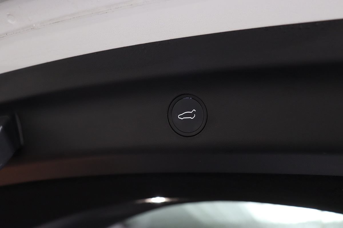 2022 Tesla Model Y Long Range photo 52