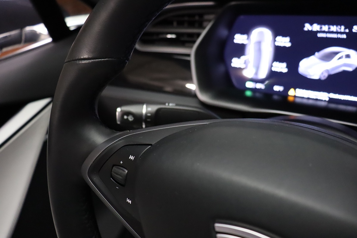 2020 Tesla Model S Long Range Plus AWD photo 44