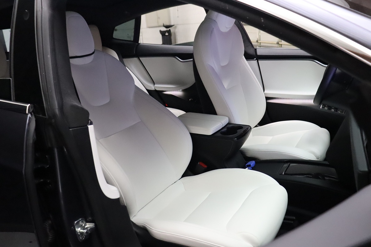 2020 Tesla Model S Long Range Plus AWD photo 50