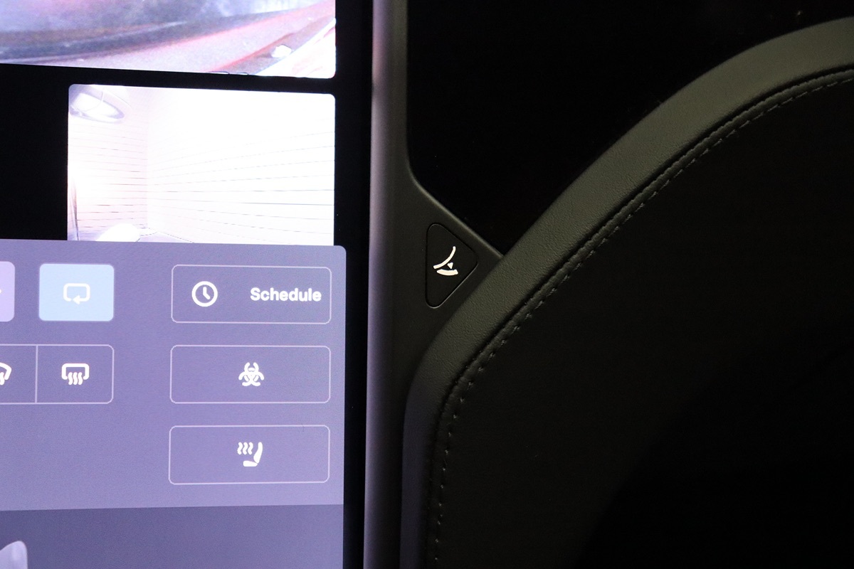 2020 Tesla Model S Long Range Plus AWD photo 25