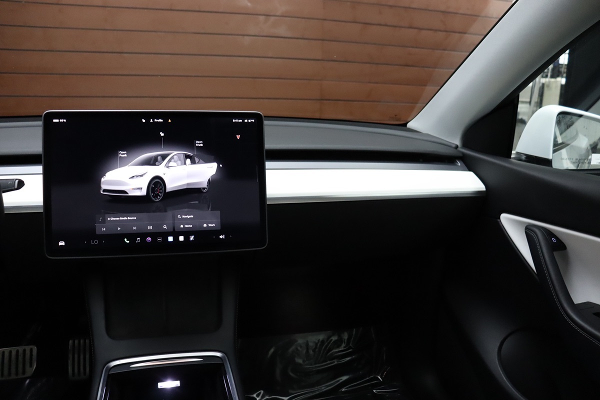 2022 Tesla Model Y Performance photo 21