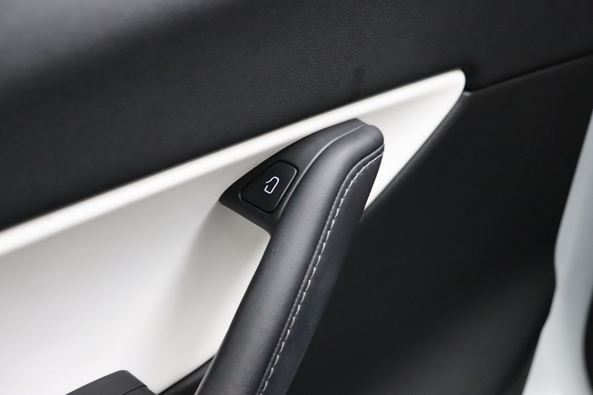2022 Tesla Model Y Performance photo 34