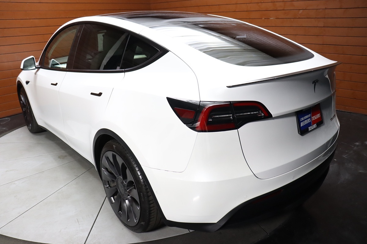 2022 Tesla Model Y Performance photo 9