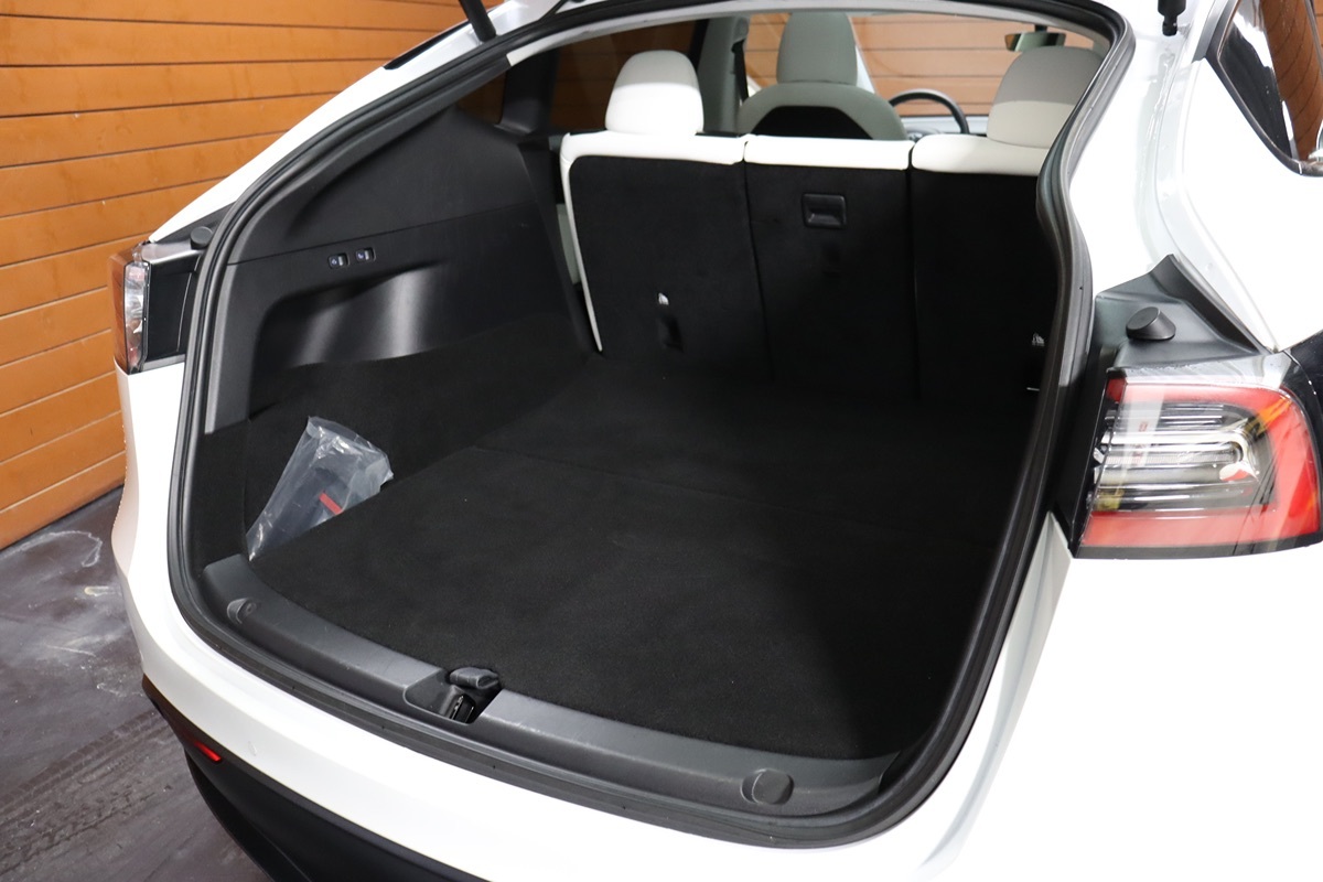 2022 Tesla Model Y Performance photo 11